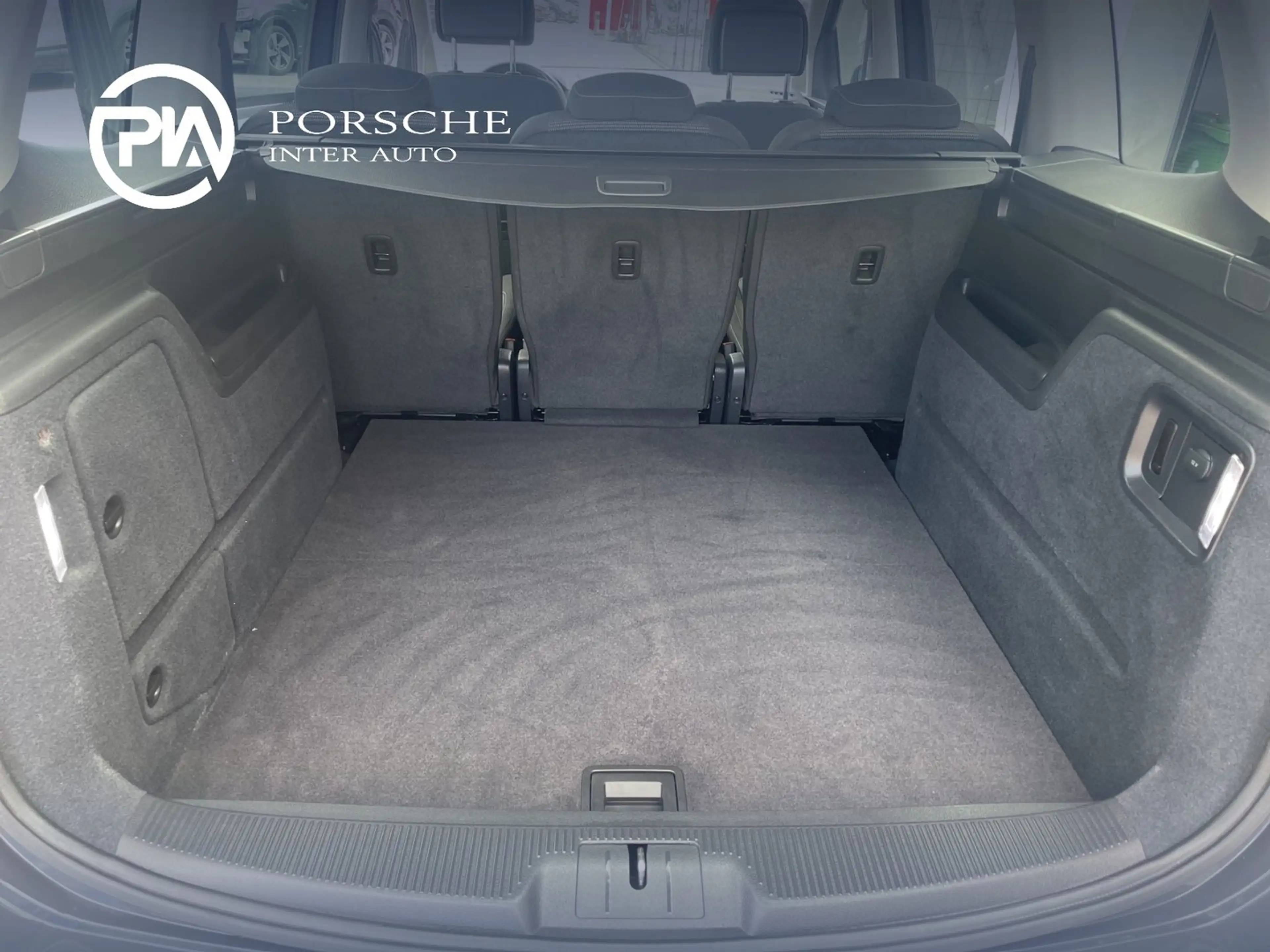 Volkswagen Sharan CL TDI SCR 4MOTION 5-Sitzer — photo 15