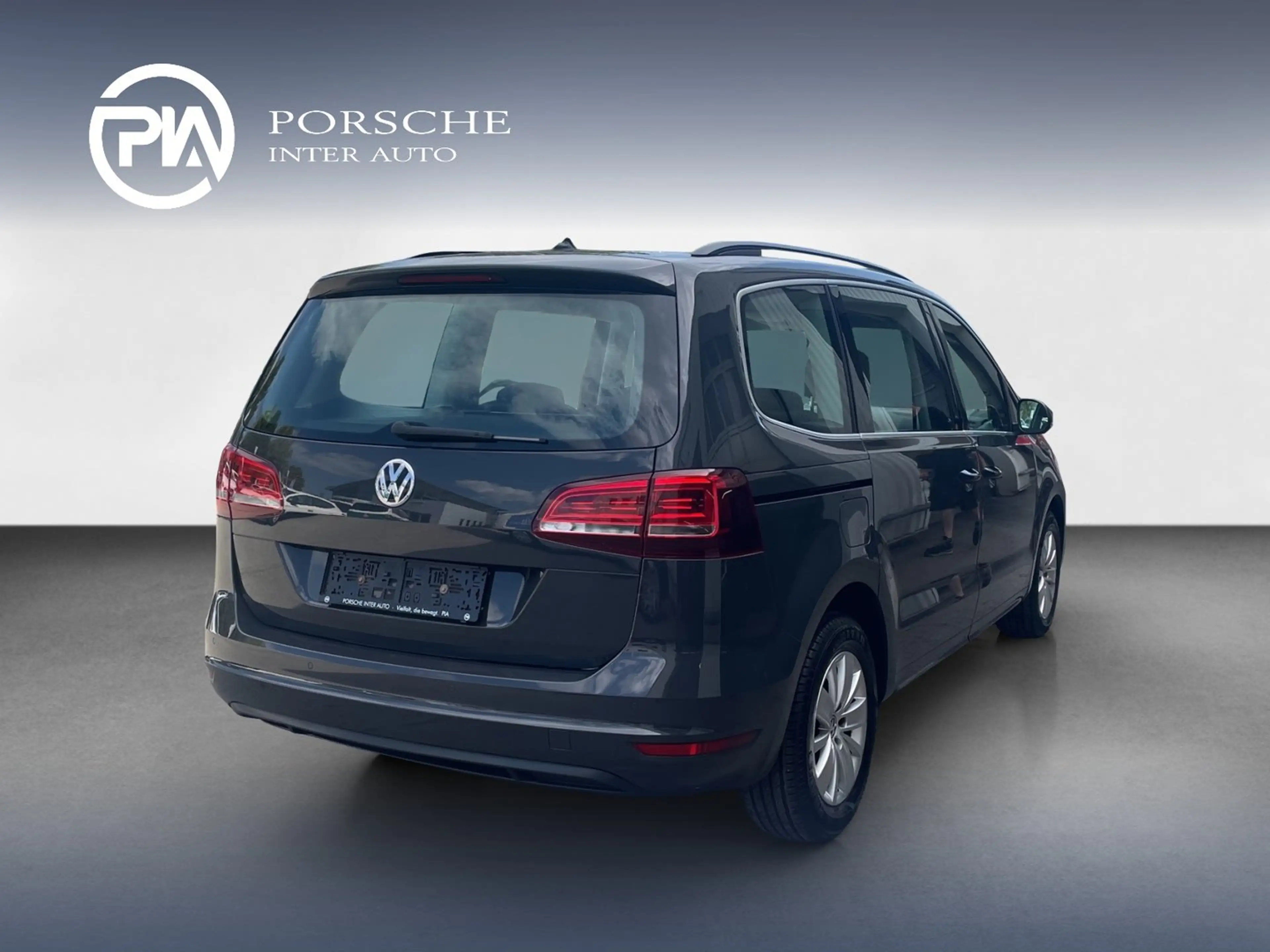 Volkswagen Sharan CL TDI SCR 4MOTION 5-Sitzer — photo 6