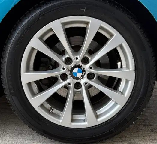 BMW 4 Series view 22