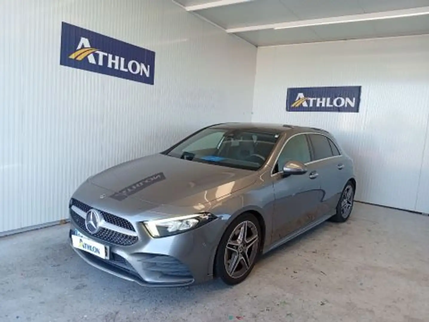 Mercedes-Benz A 200 7G-DCT Gris - 1