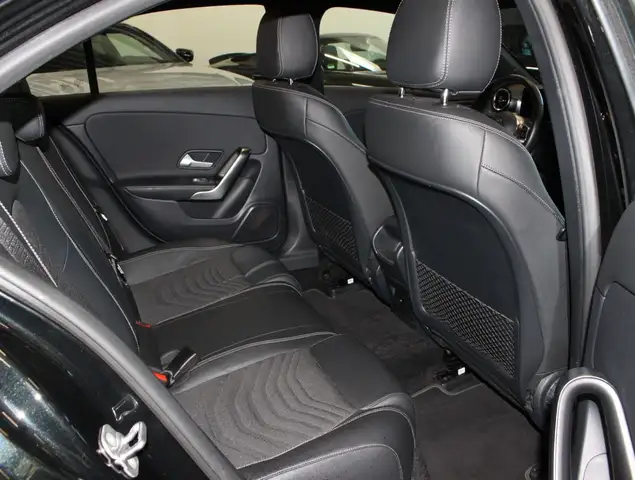 Mercedes-Benz A-Class view 9