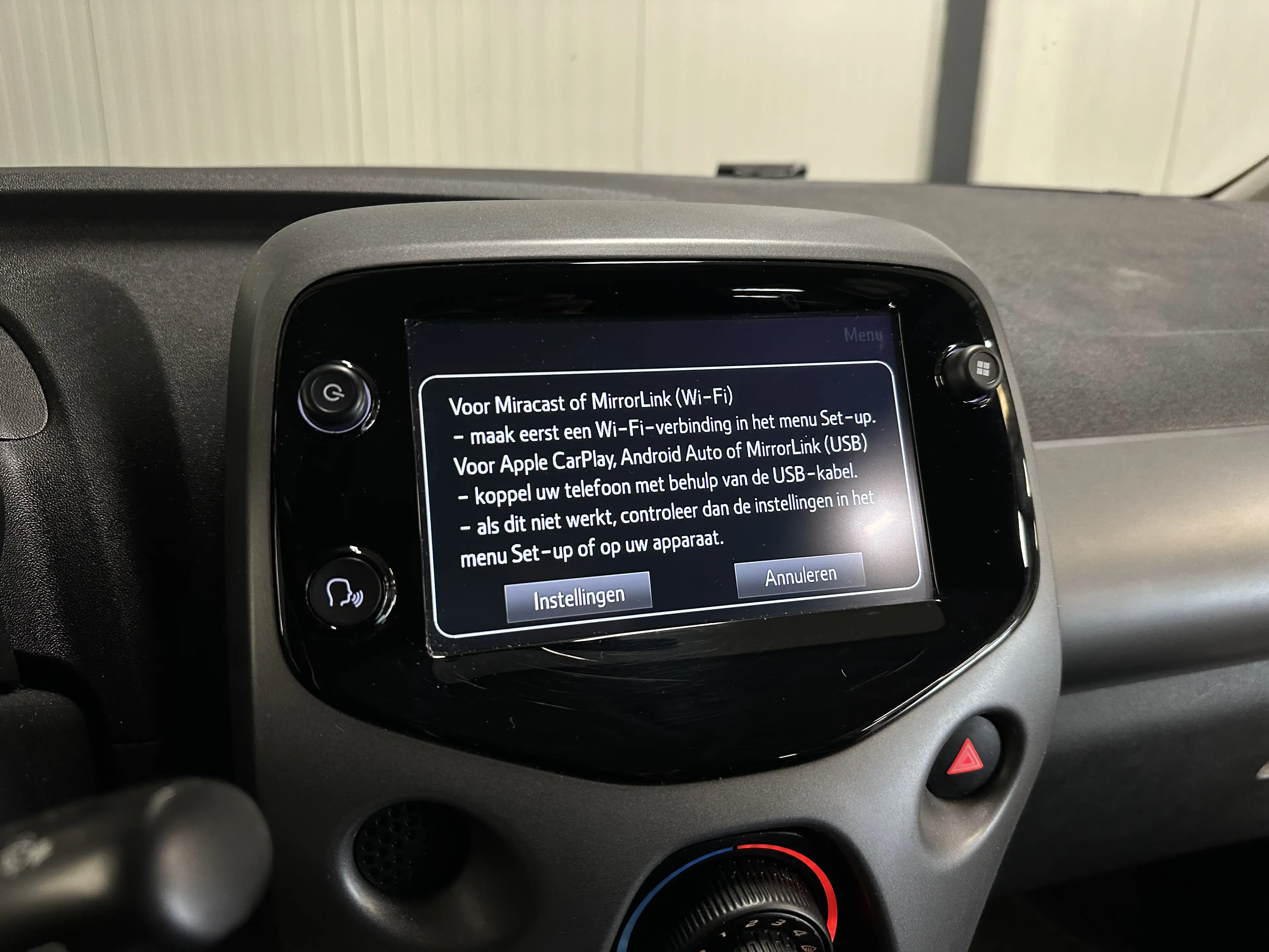 Toyota Aygo 1.0 VVT-i | X-play 5-Drs | Airco | Carplay | Camer — photo 18