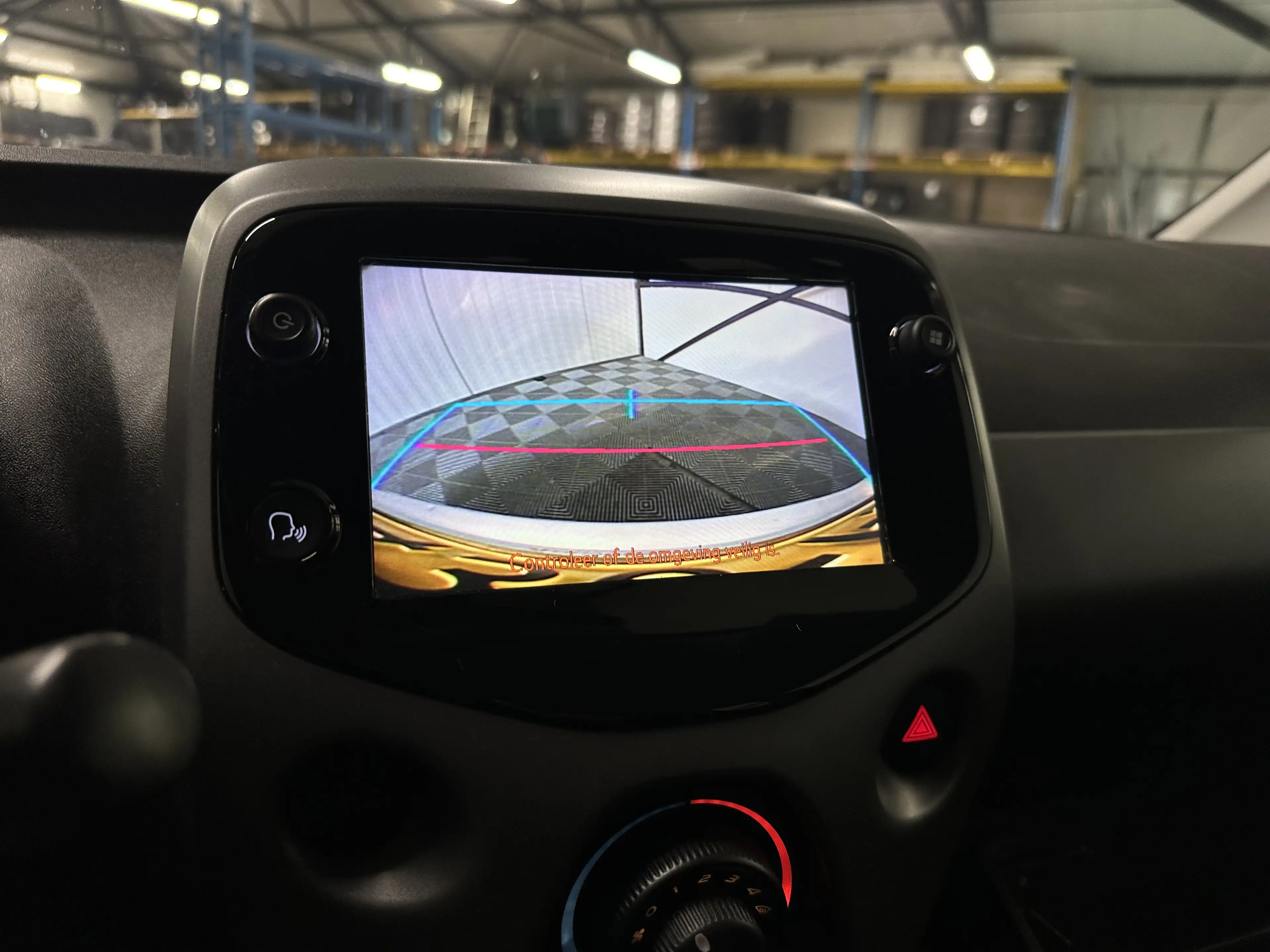 Toyota Aygo 1.0 VVT-i | X-play 5-Drs | Airco | Carplay | Camer — photo 19