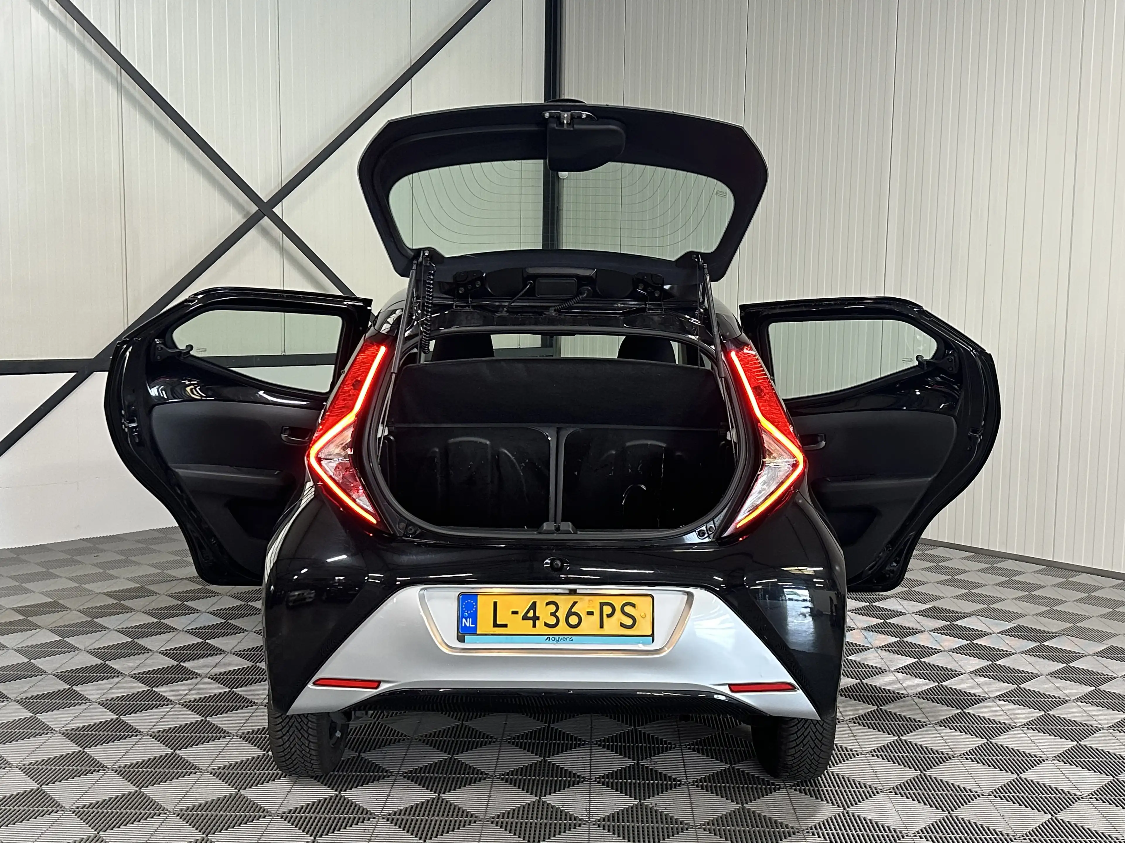 Toyota Aygo 1.0 VVT-i | X-play 5-Drs | Airco | Carplay | Camer — photo 6