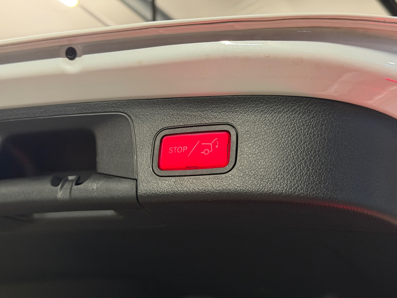 Mercedes-Benz GLA 250 e AMG Line Edition one|Pano|Sfeer|Carplay — photo 32