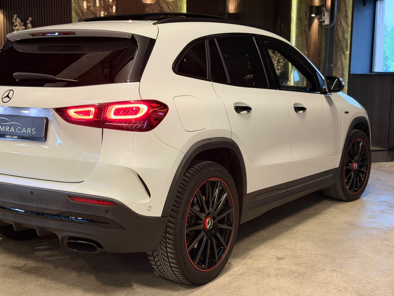 Mercedes-Benz GLA 250 e AMG Line Edition one|Pano|Sfeer|Carplay — photo 7