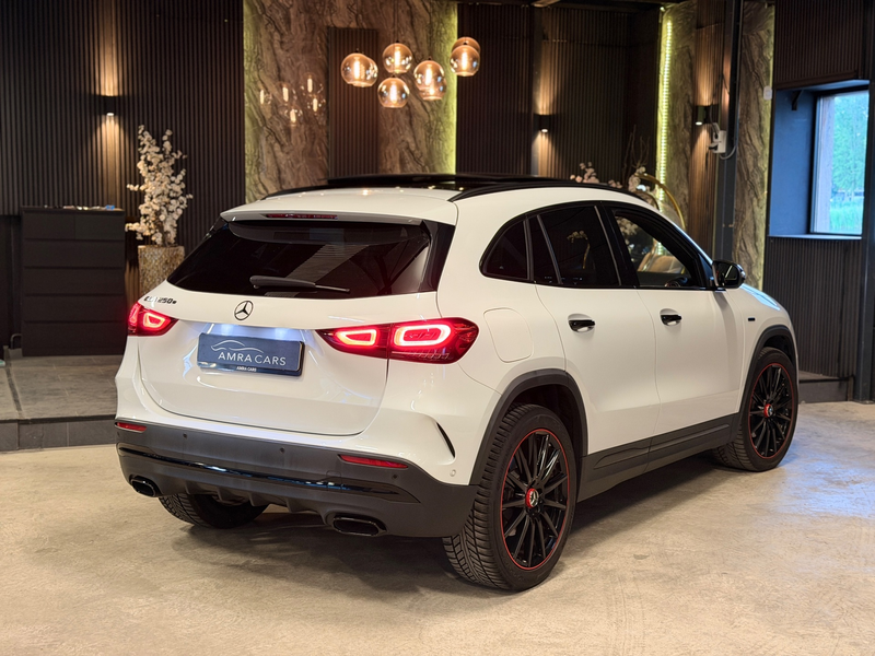 Mercedes-Benz GLA 250 e AMG Line Edition one|Pano|Sfeer|Carplay — photo 2