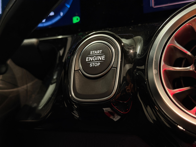 Mercedes-Benz GLA 250 e AMG Line Edition one|Pano|Sfeer|Carplay — photo 27