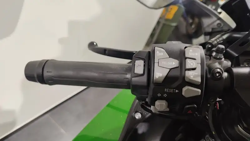 Kawasaki Ninja H2 - foto 4