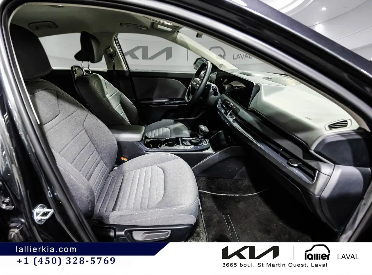 Kia K4 снимка Kia K4