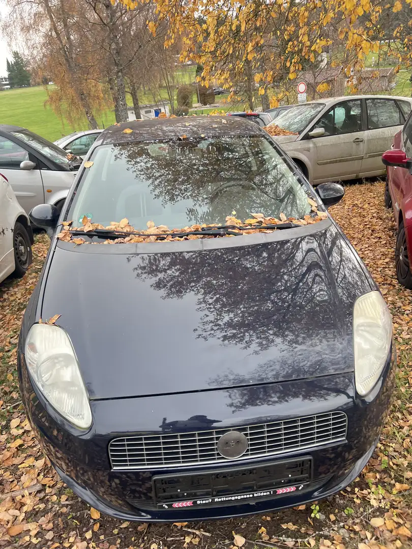Fiat Grande Punto 1.4 8V Dynamic Blau - 1