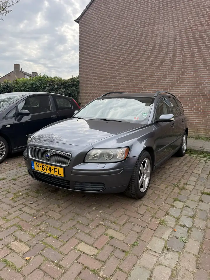 Volvo V50