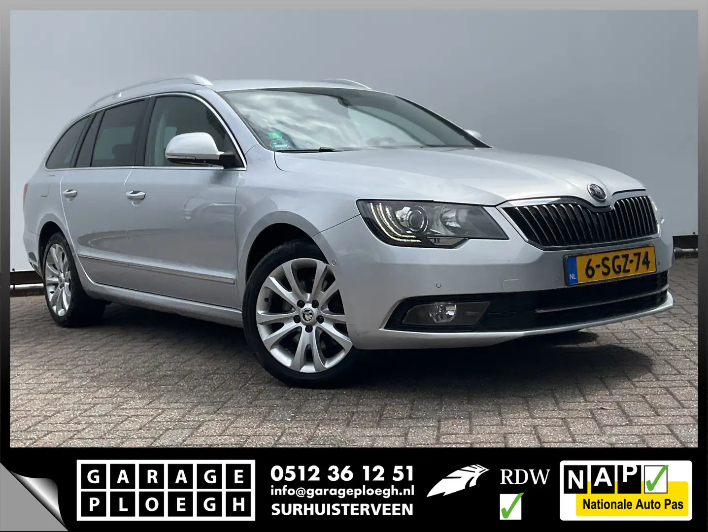 Skoda Superb Combi 1.4 TSI Ambition Business Clima Cruise Navi Grijs - 1