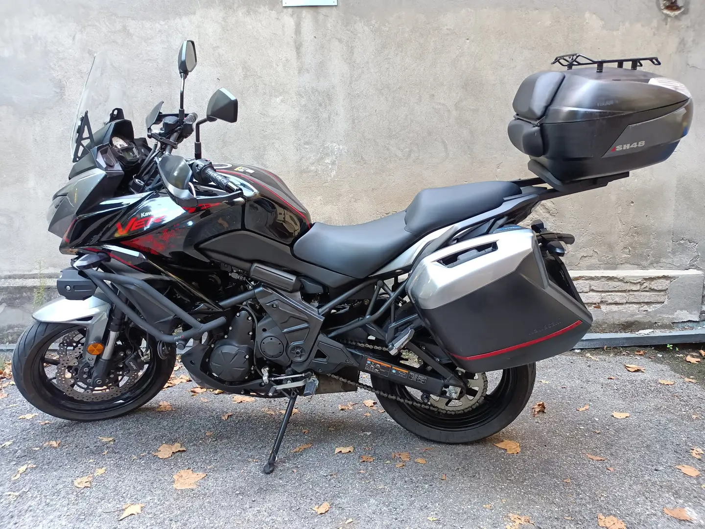 Kawasaki Versys 650 Tourer plus Černá - 2