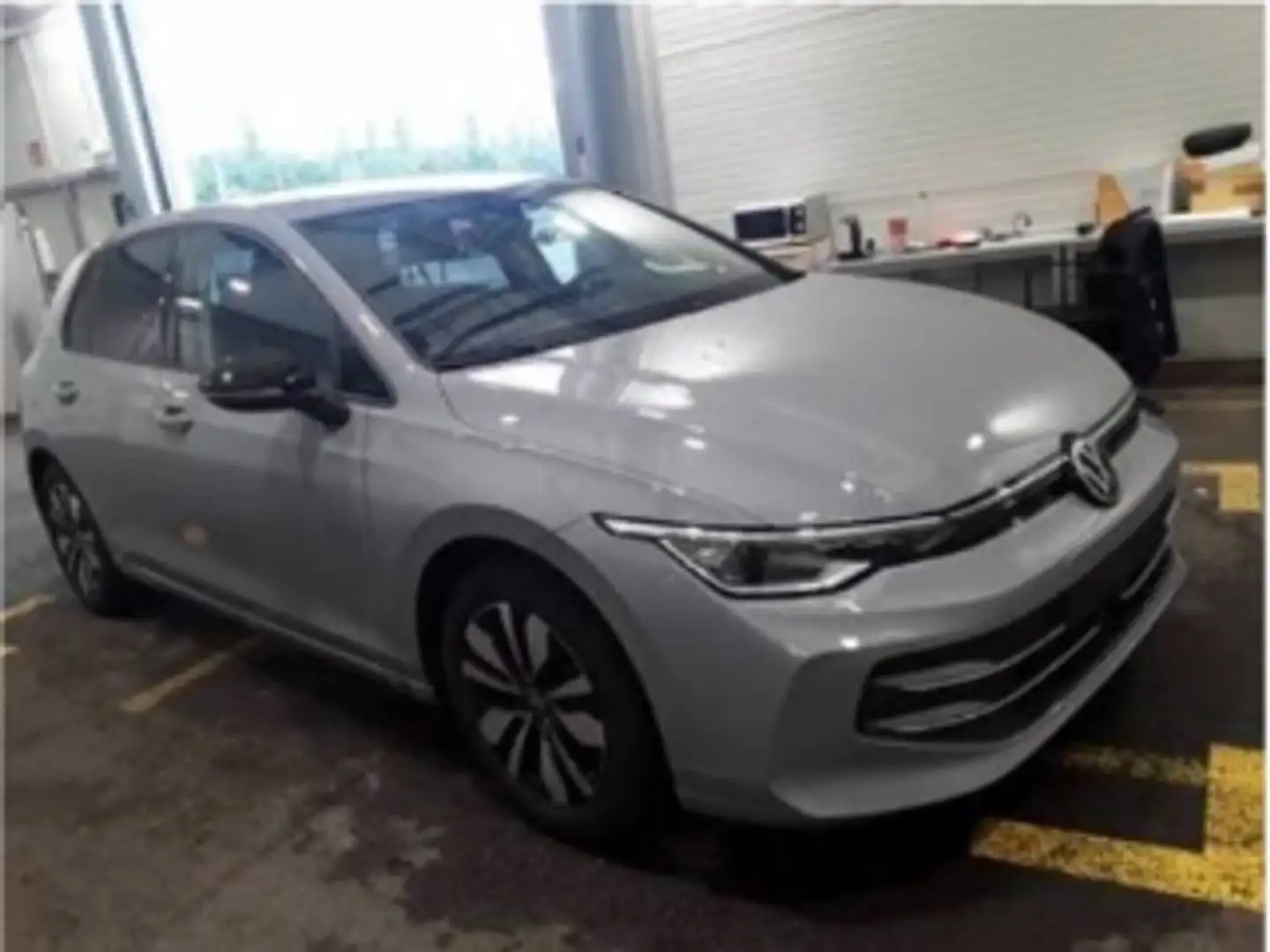 Volkswagen Golf VIII 1.5 eTSI DSG Goal IQ.Light/AHK/Kamera Grigio - 2