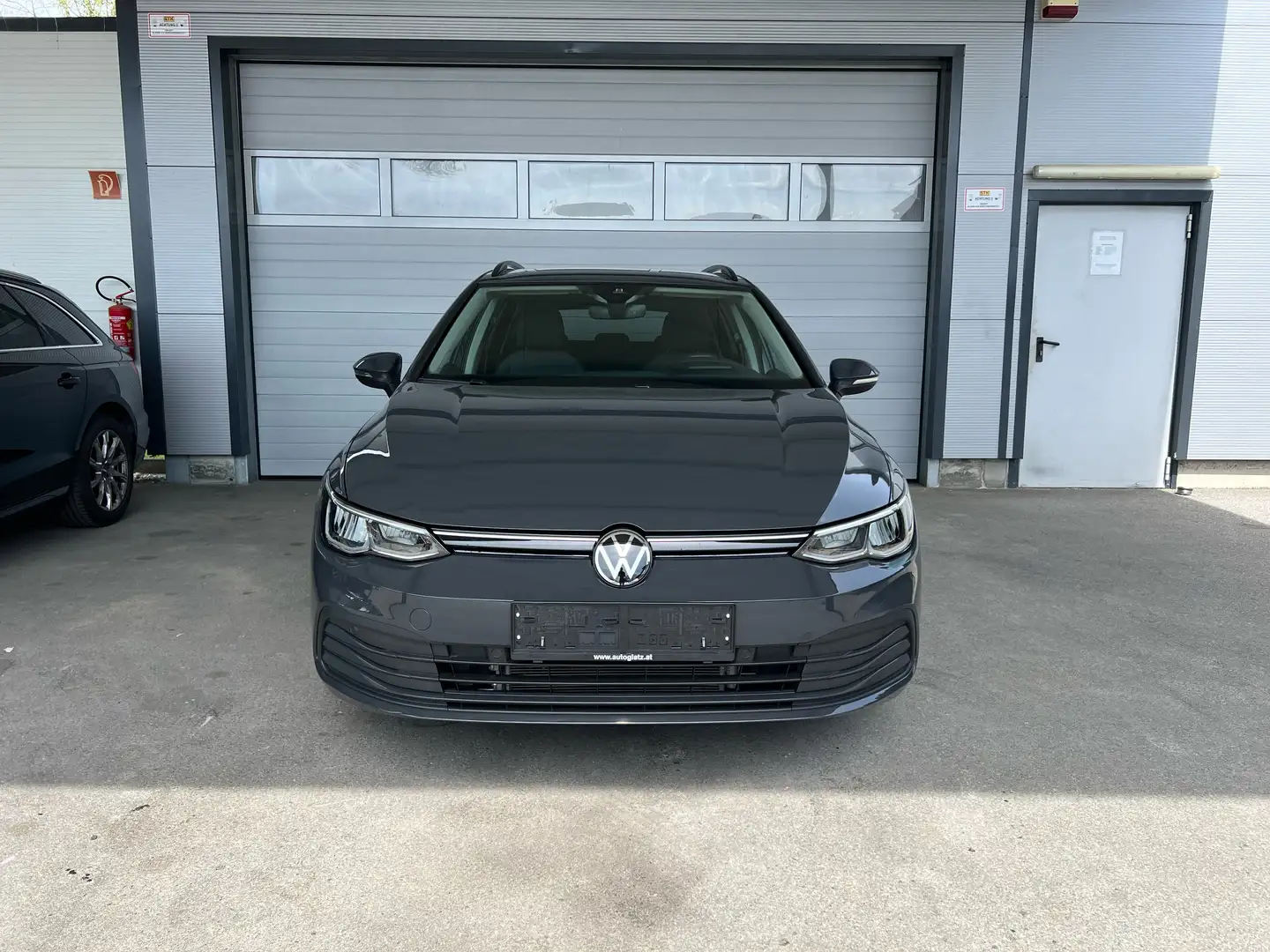 Volkswagen Golf Variant Variant 2,0 TDI Life DSG 4MOTION LED/NAVI/HEADUP Grau - 1