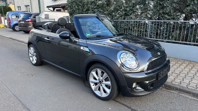 MINI Cooper S Cabrio, Saisonauto, scheckheftgepflegt