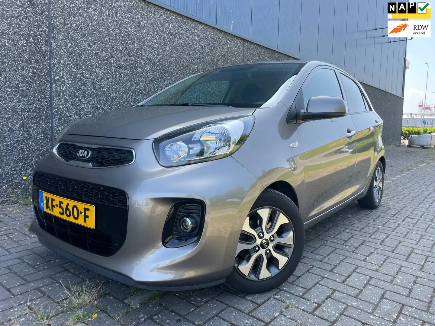 Kia Picanto 1.0 CVVT ComfortPlusLine Navigator/Nieuwe APK en b Gris - 1