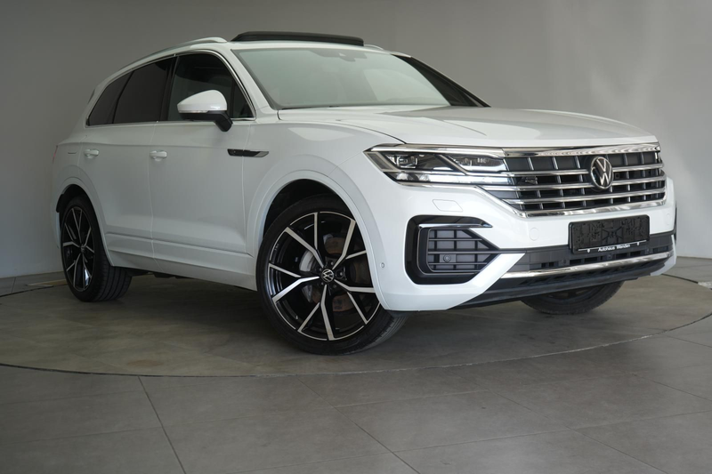Volkswagen Touareg 3.0 V6 TDI 4Motion R-Line Leder/ACC/Kame