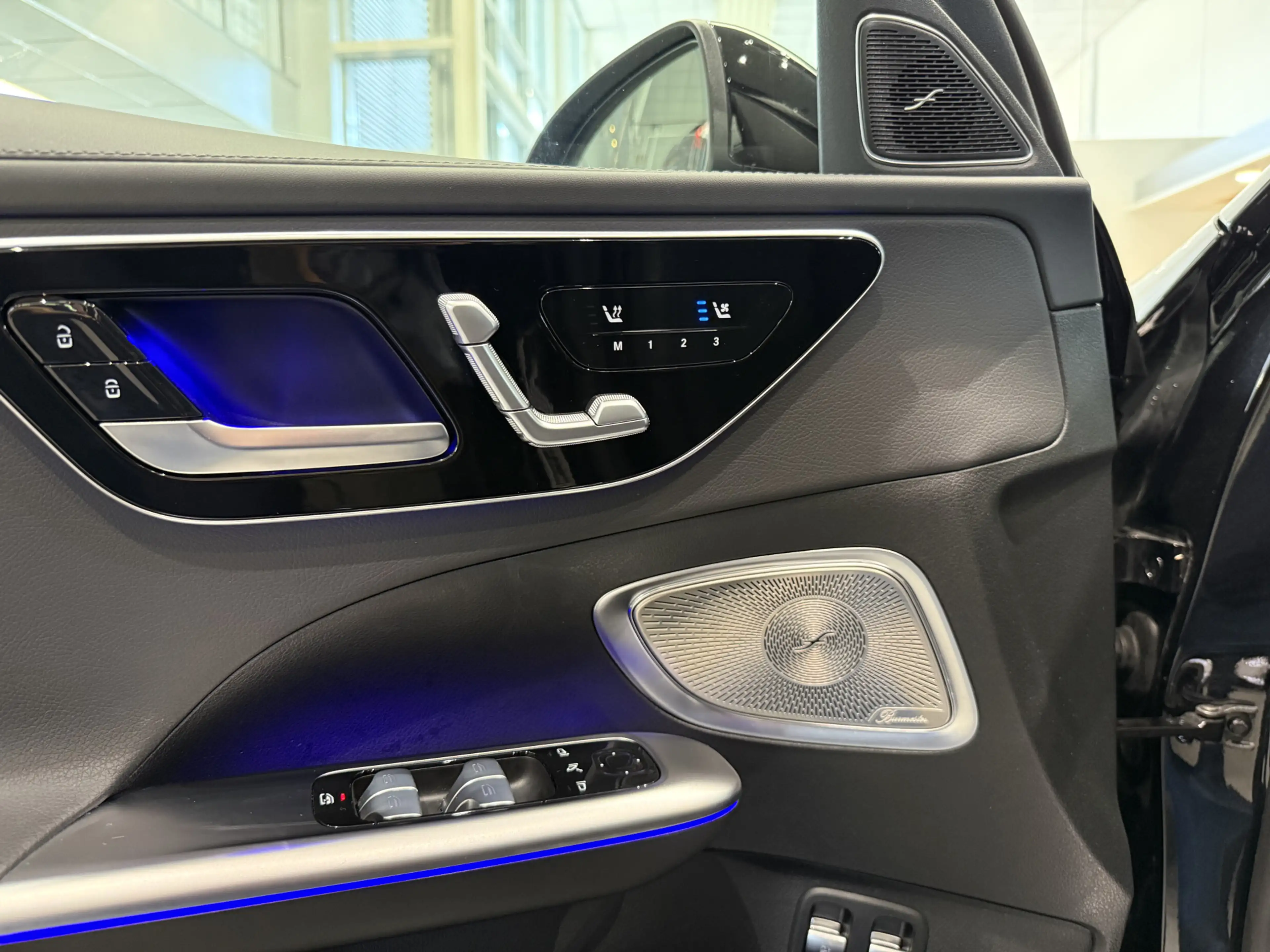 Mercedes-Benz C 300 Estate e AMG, Burmester, Massage, Vol optie! — photo 24