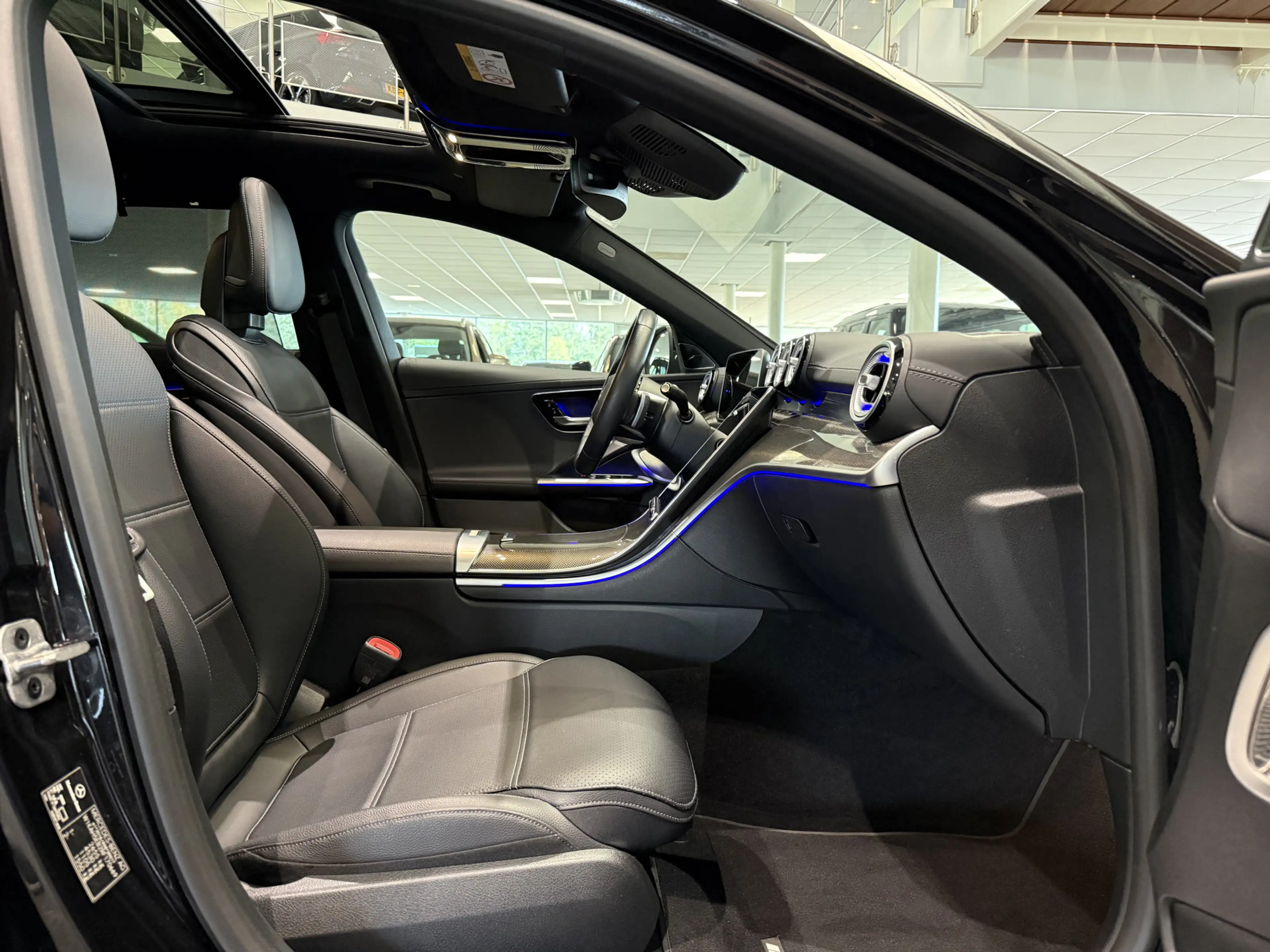 Mercedes-Benz C 300 Estate e AMG, Burmester, Massage, Vol optie! — photo 10