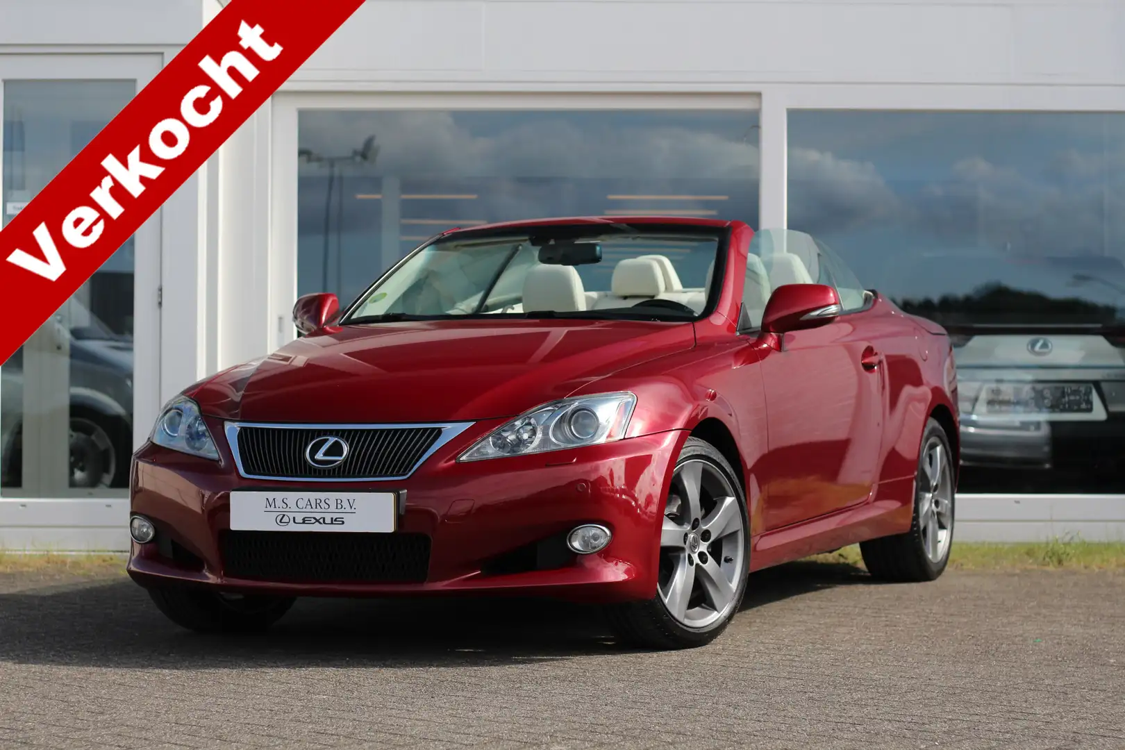 Lexus IS 250 Cabriolet 250C Executive Червоний - 1