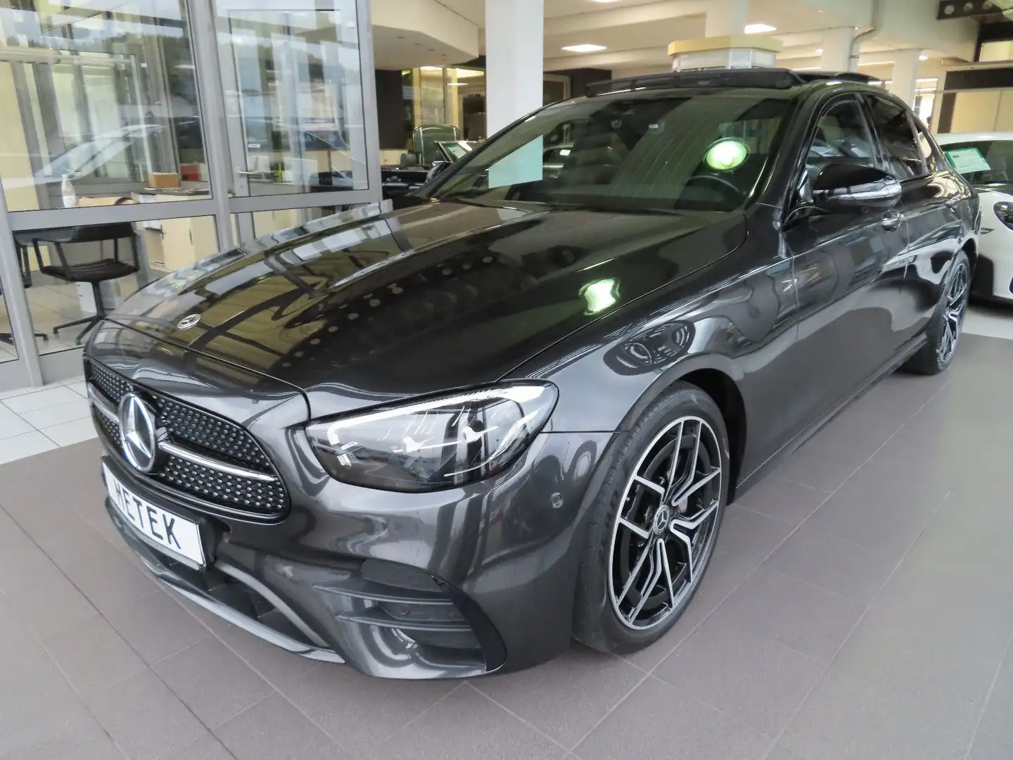 Mercedes-Benz E 220 d AMG PANO LED BURMESTER Gris - 1