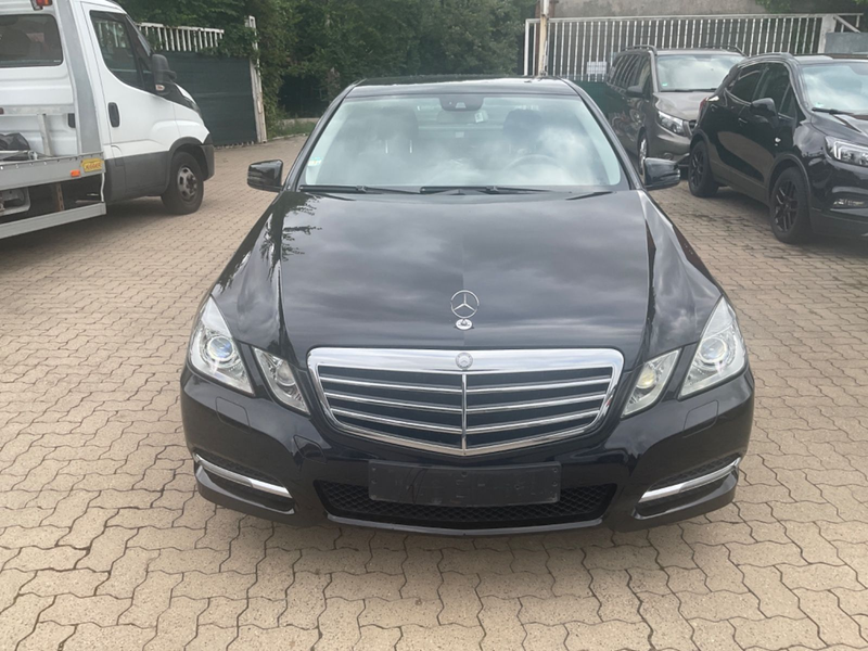 Mercedes-Benz E 220 CDI *NUR 51.000KM* *2 HAND* *LIMO* TÜV NEU — photo 3
