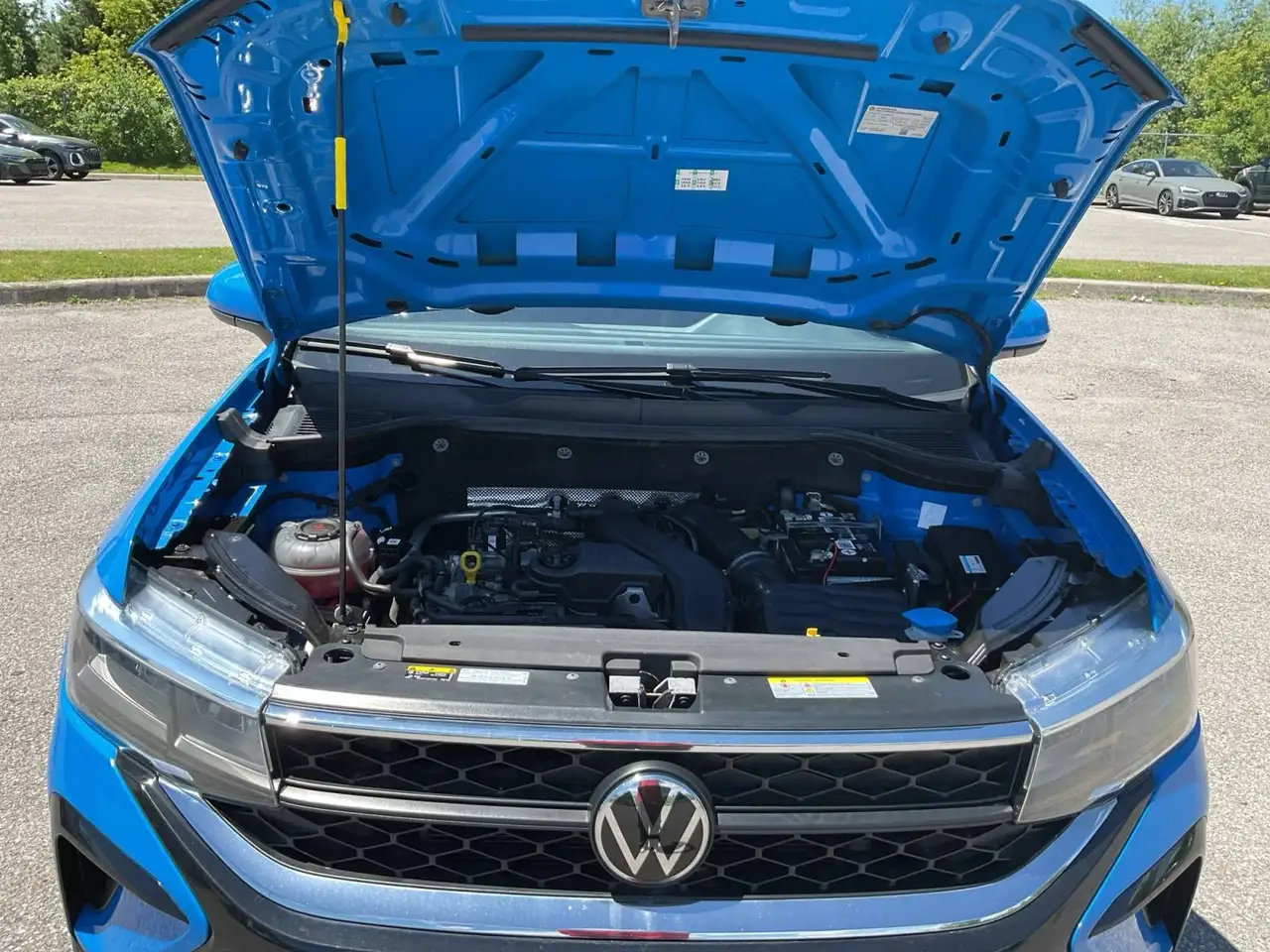 Volkswagen Taos photo Volkswagen Taos