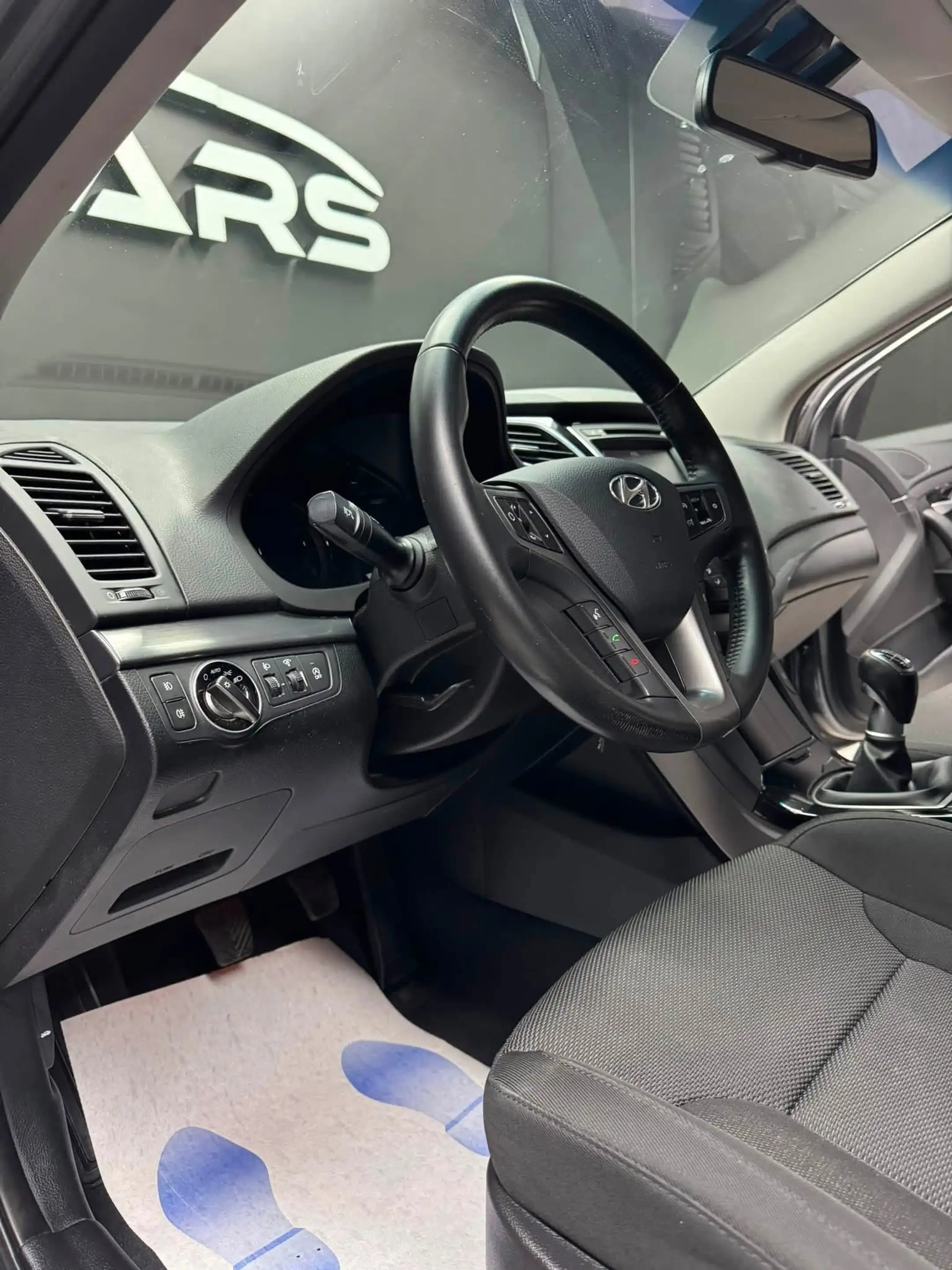 Hyundai i40 i40 SW 1.6 GDi **12 mois de garantie** — photo 8
