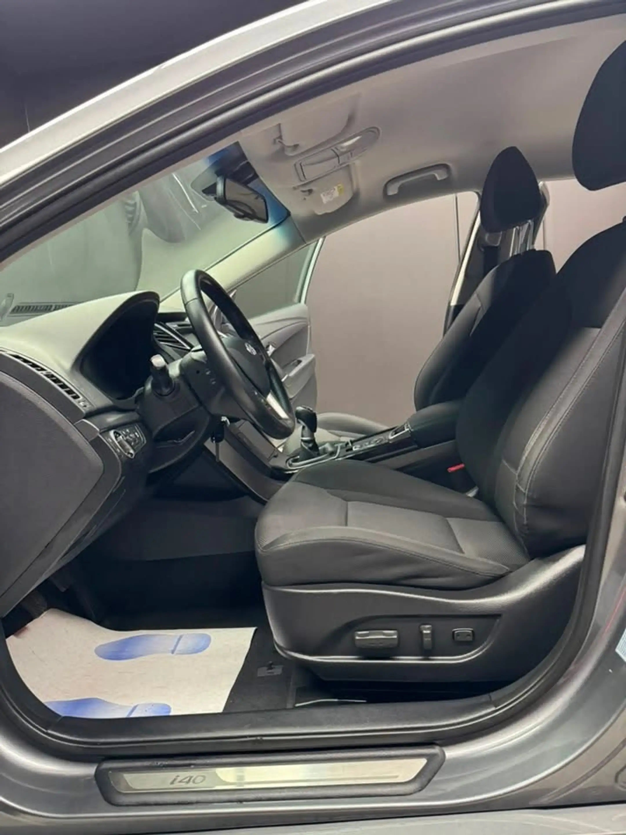 Hyundai i40 i40 SW 1.6 GDi **12 mois de garantie** — photo 7
