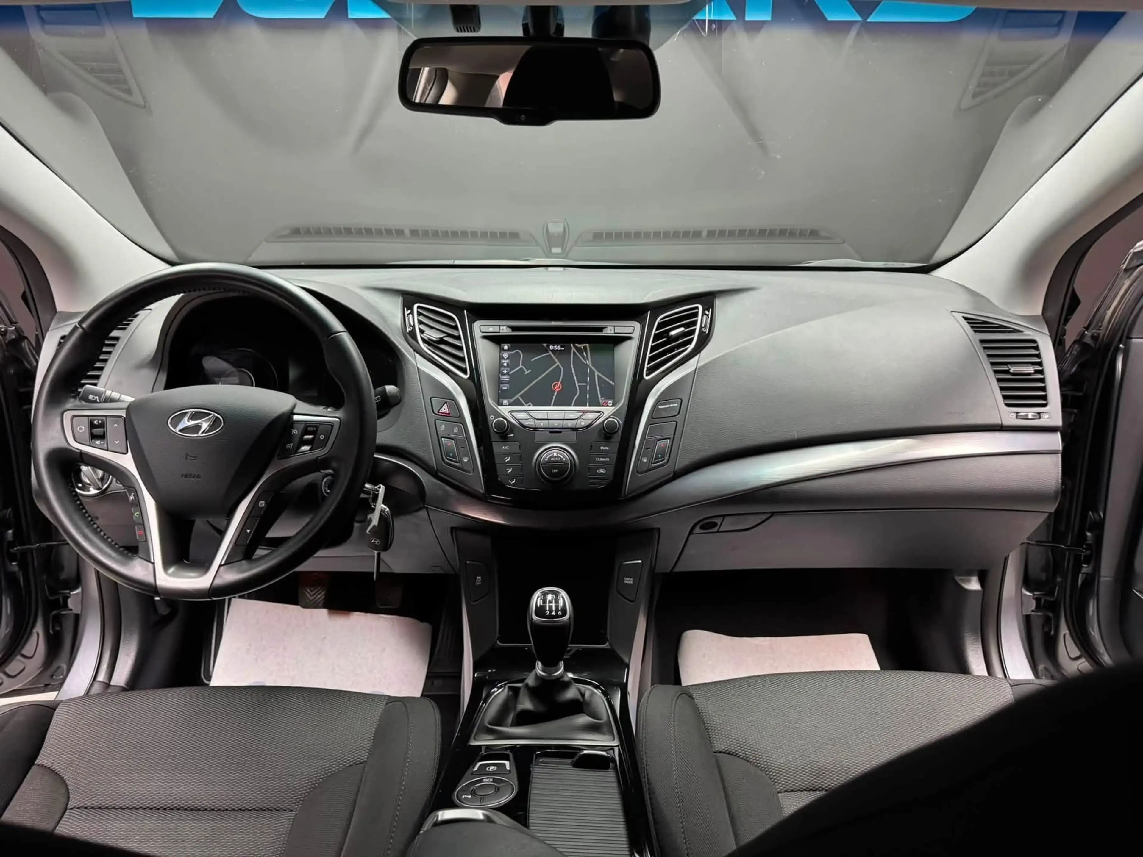 Hyundai i40 i40 SW 1.6 GDi **12 mois de garantie** — photo 12