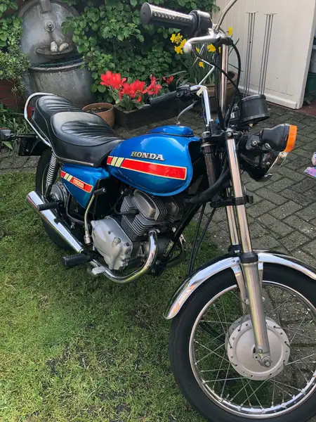 Honda CM 200 - foto 2