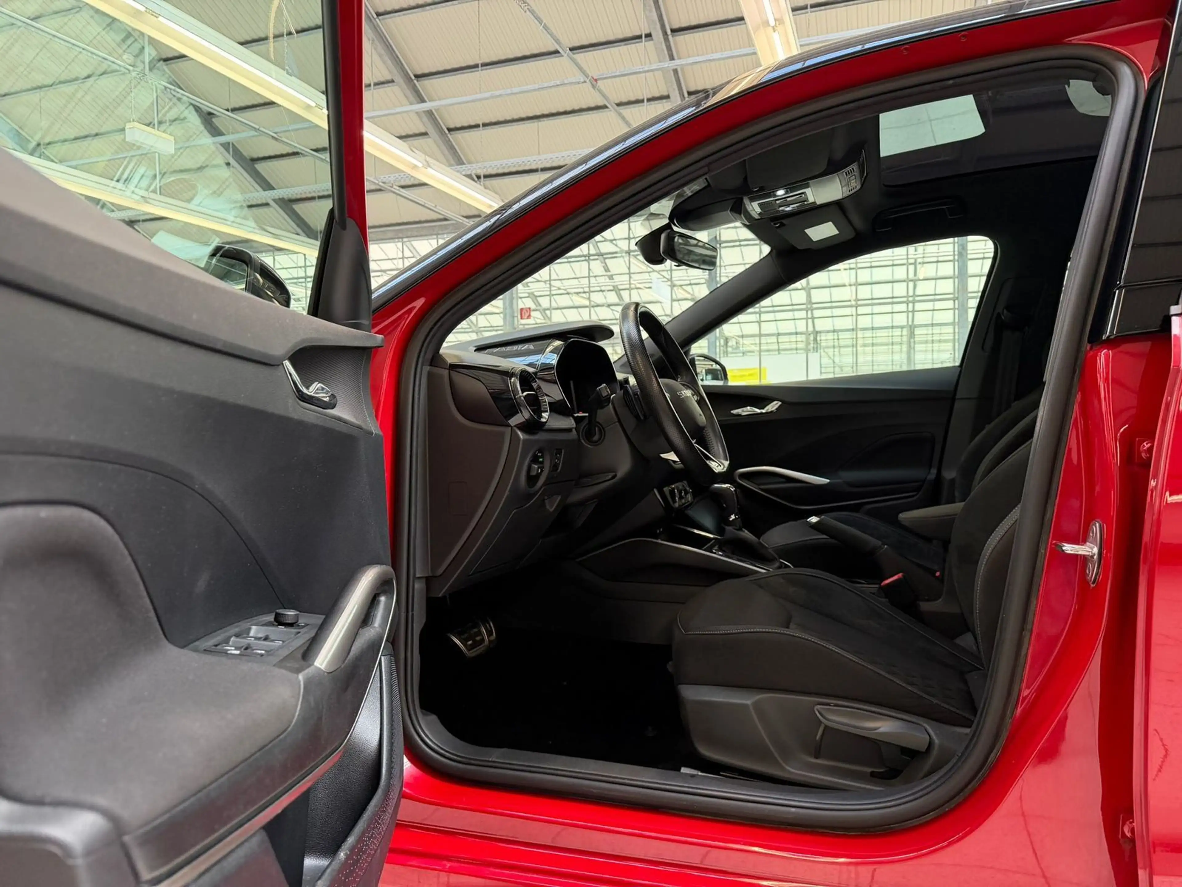 Skoda Fabia 1.5 TSI Selection  LED|Pano|SmartLink — photo 8