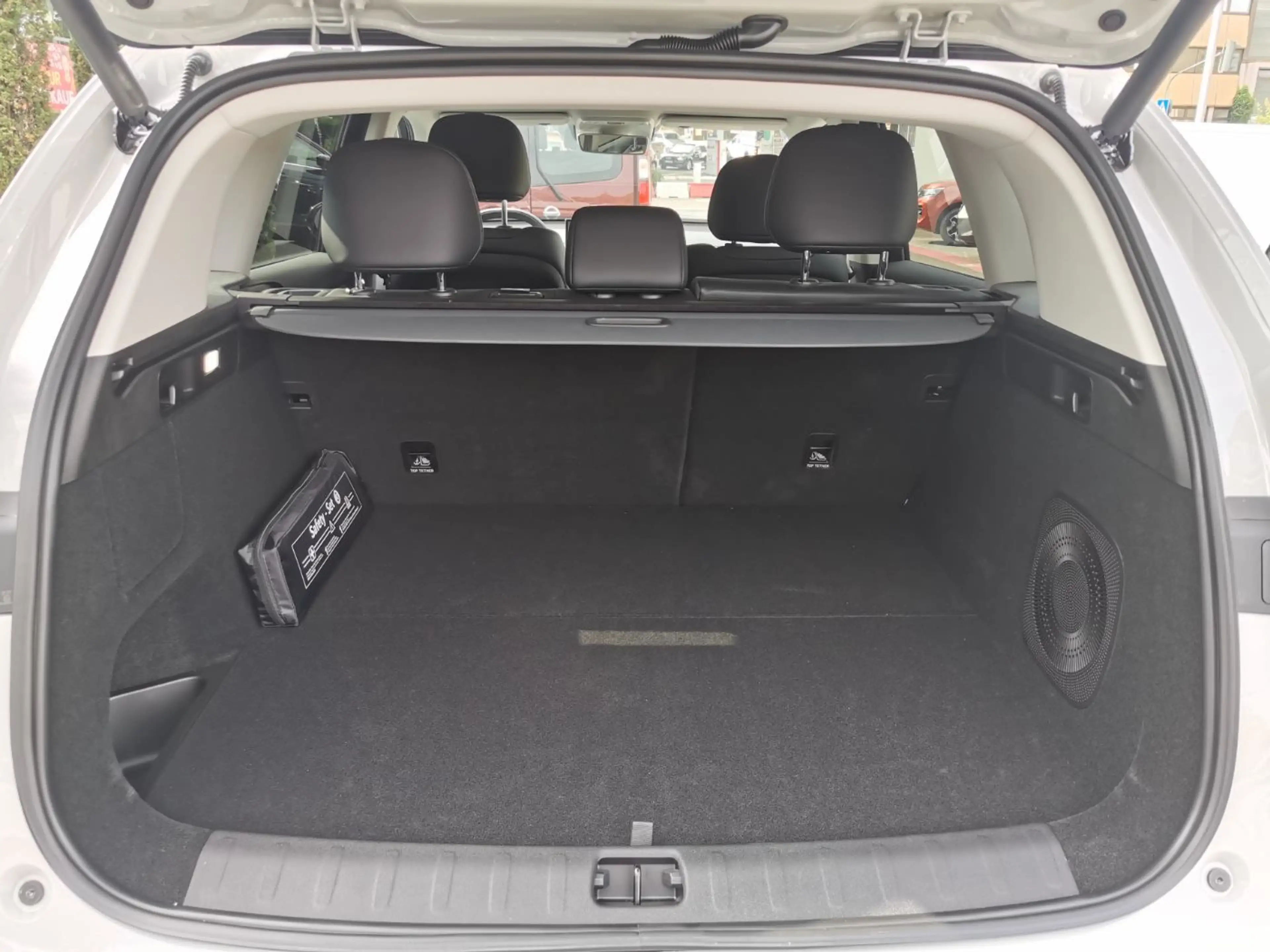 Leapmotor C10 Design Navi|360-Kamera|Sitzheizung+Belüftung — photo 8