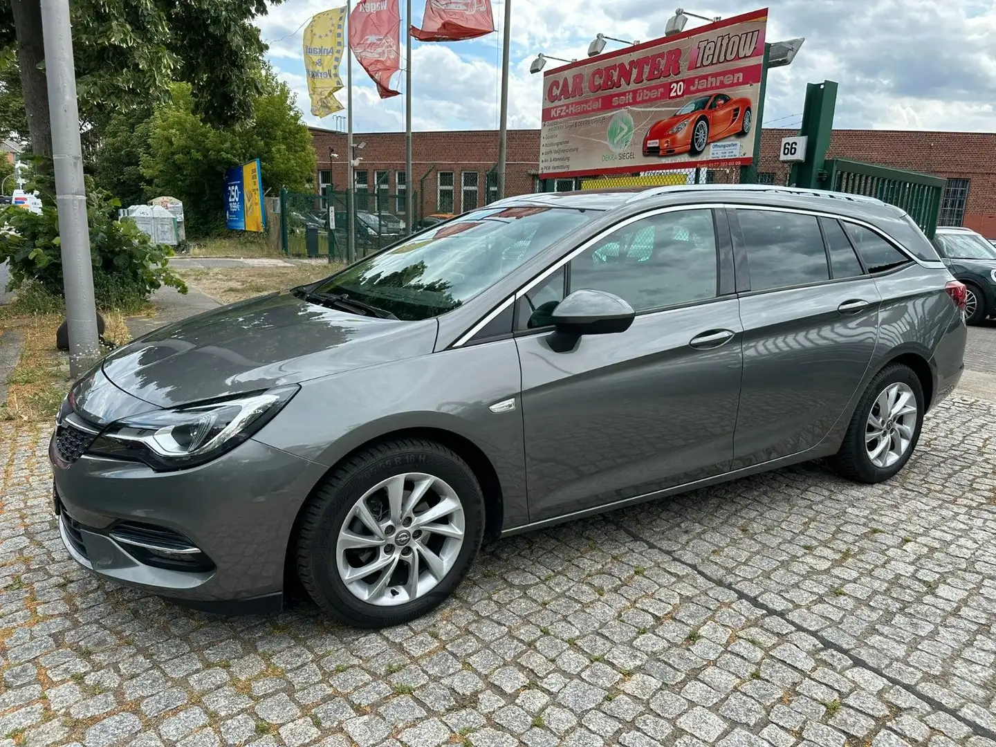 Opel Astra K Sports Tourer Elegance Start/Stop Gris - 1