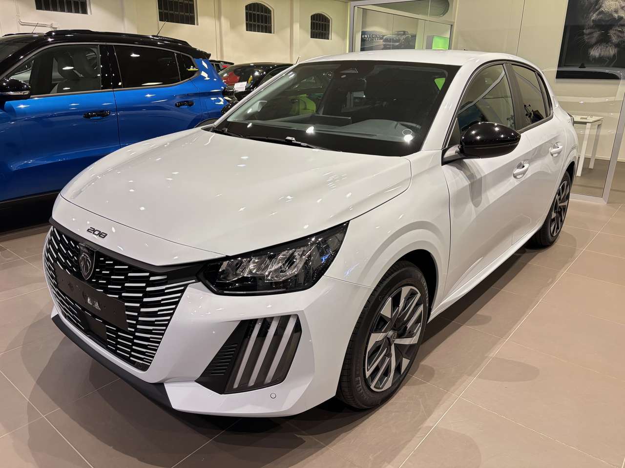 Peugeot 208 208 II 1.2 hybrid Business 110cv e-dcs 6 - KM0