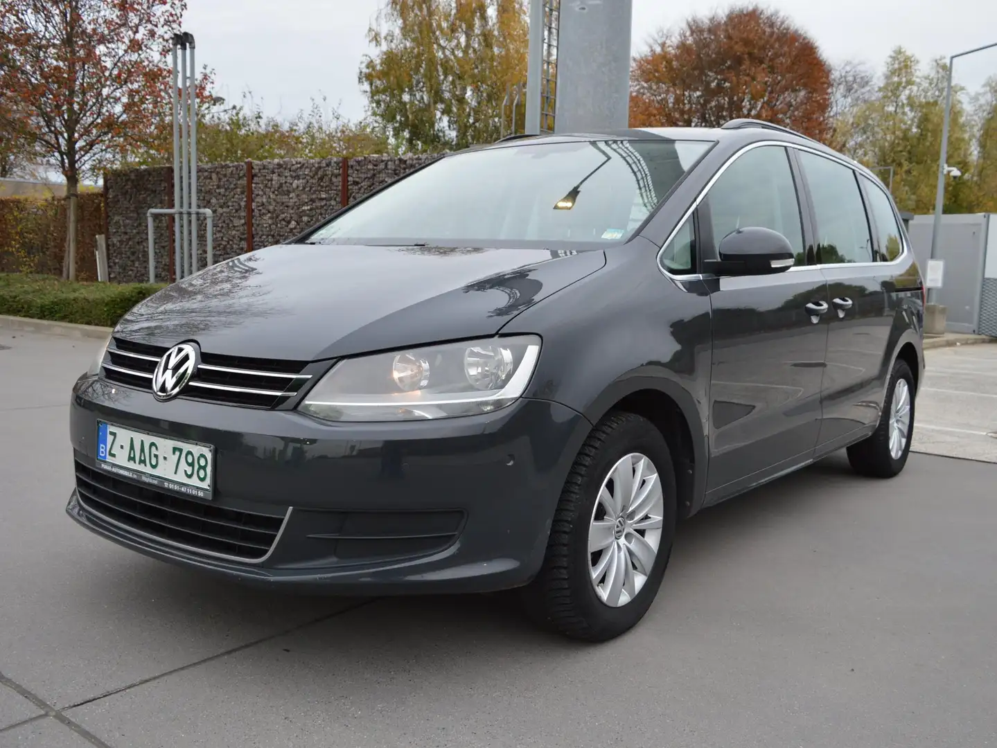 Volkswagen Sharan Sharan 1.4 TSI 7 Plaatsen navi panorama Grijs - 2
