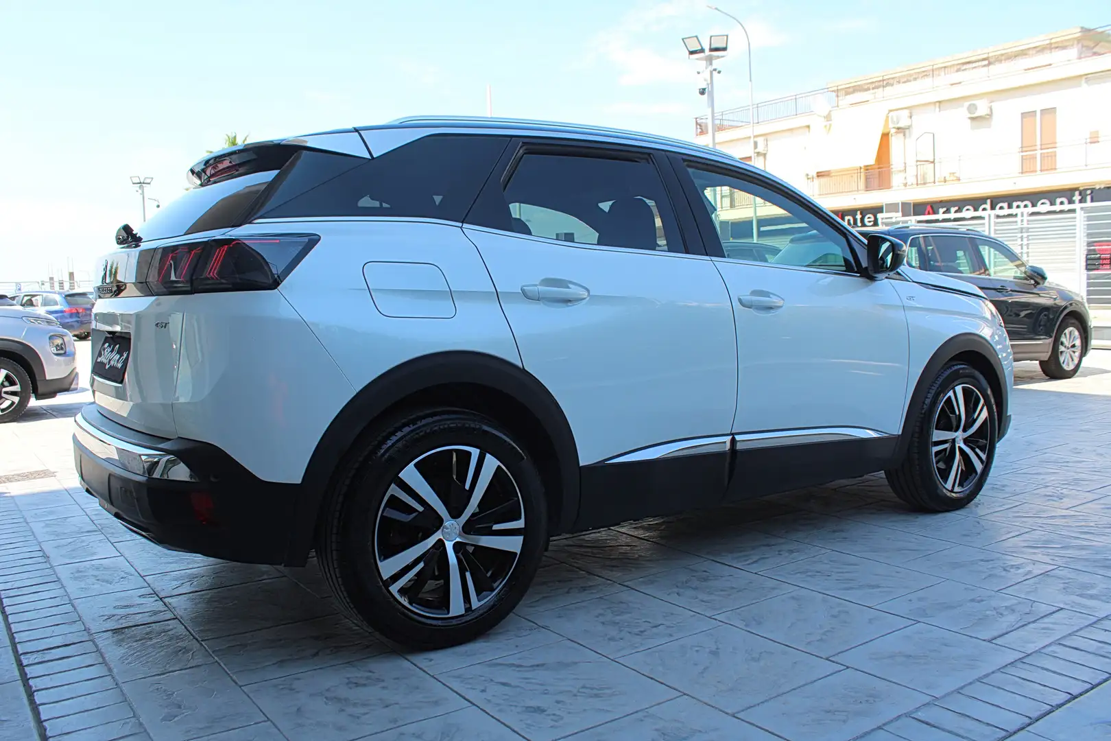 Peugeot 3008 3008 1.5 bluehdi GT Pack EAT8 S&S Bianco - 2