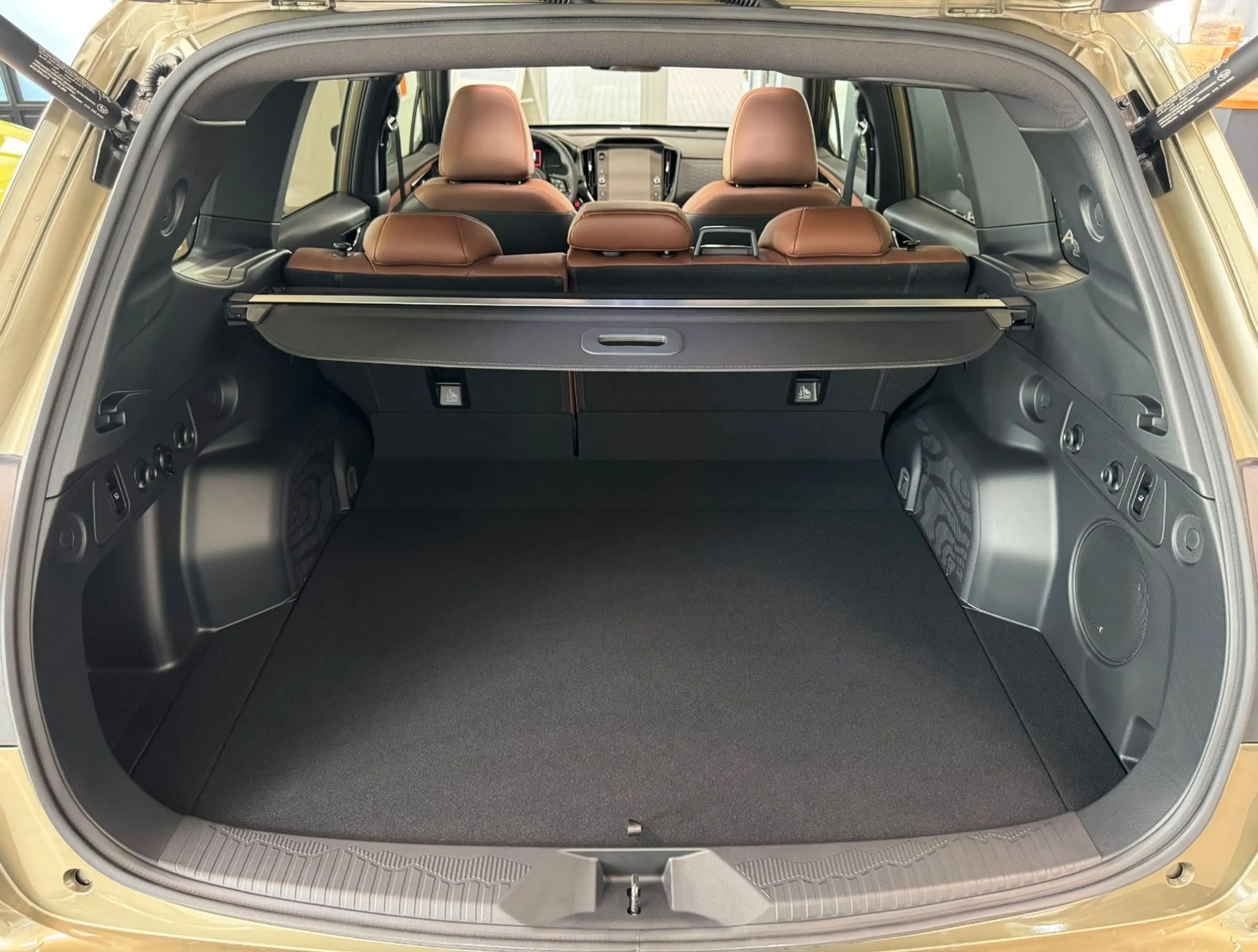 Subaru Forester 2.0 ie Platinum | LED | NAVI | LEDER — photo 9