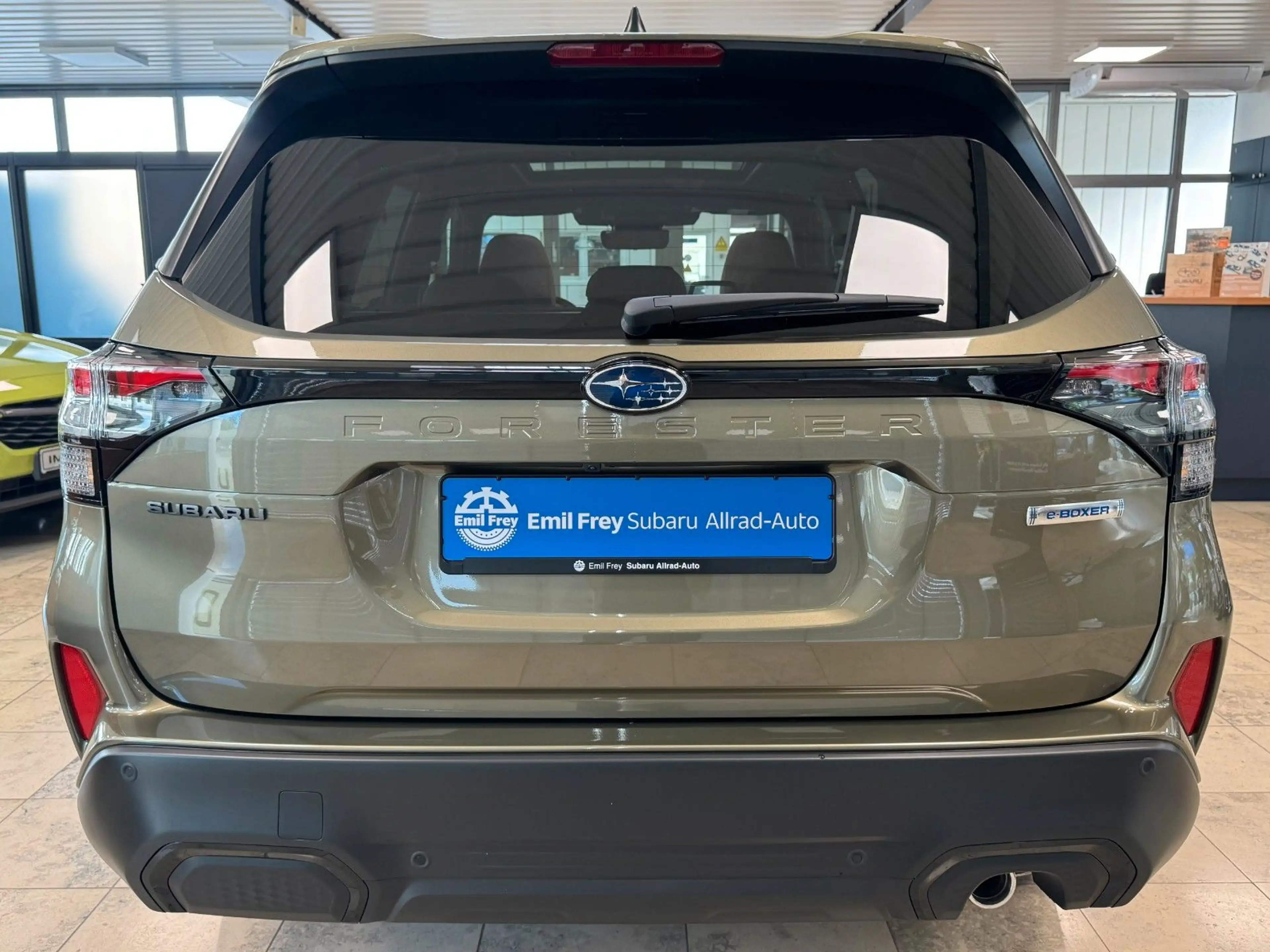 Subaru Forester 2.0 ie Platinum | LED | NAVI | LEDER — photo 4