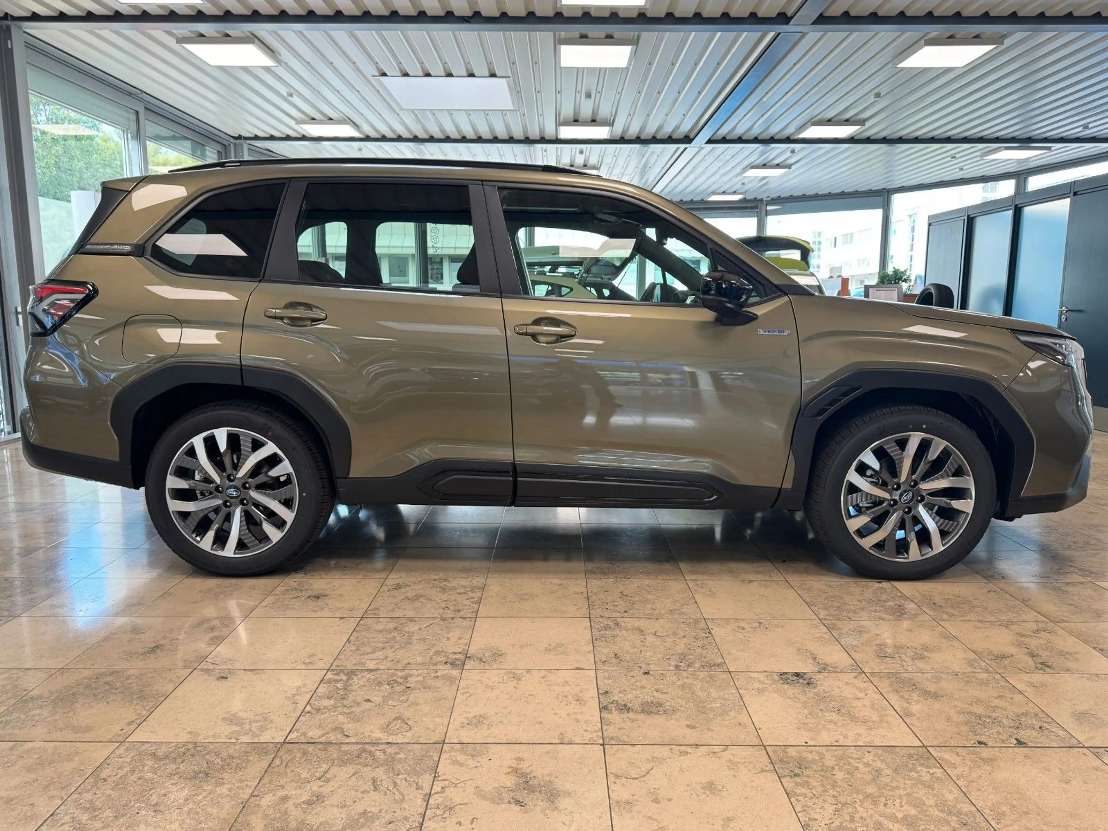 Subaru Forester 2.0 ie Platinum | LED | NAVI | LEDER — photo 6