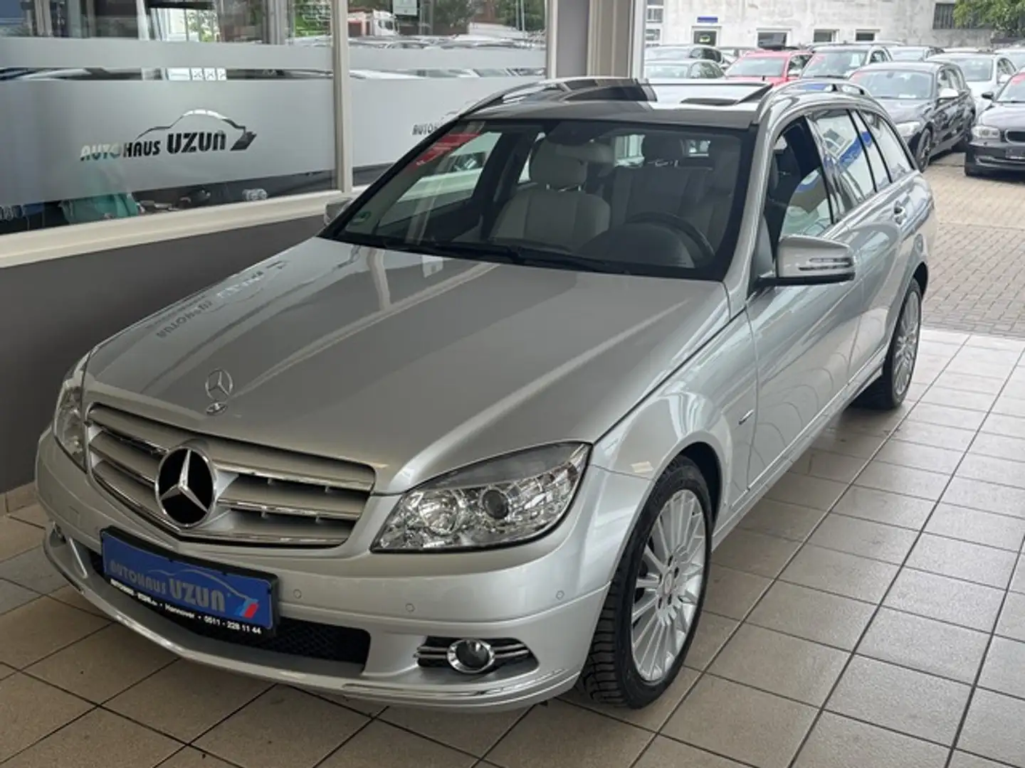Mercedes-Benz C 350 T CDI 4-Matic BE 1.Hand Auto Leder SSD AHK Argent - 2