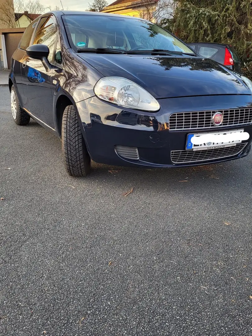 Fiat Grande Punto 1.2 8V Active Blau - 1