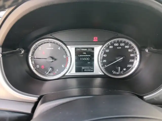 Suzuki Vitara view 14