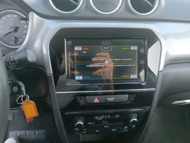 Suzuki Vitara view 15