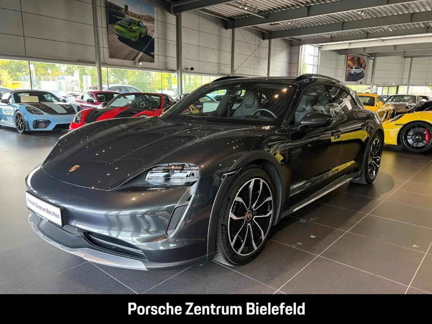 Porsche Taycan 4 Cross Turismo BOSE 20-Zoll Panoramadach Grau - 1