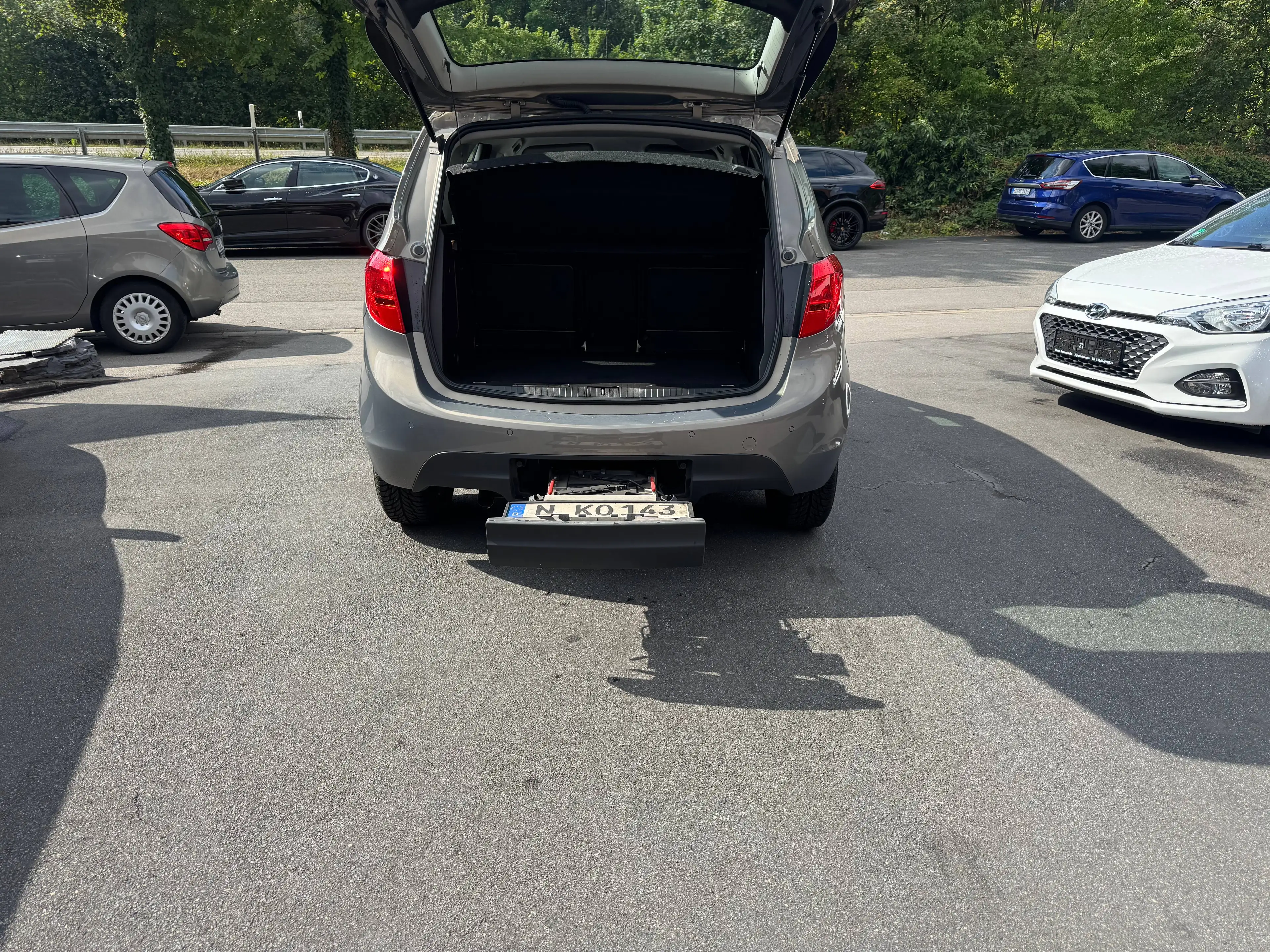 Opel Meriva Edition*1.HD*RENTNER*TÜV/INS/REIFEN NEU*SHZ*PDC*ALLWETTER*Fahrradträger* — photo 5