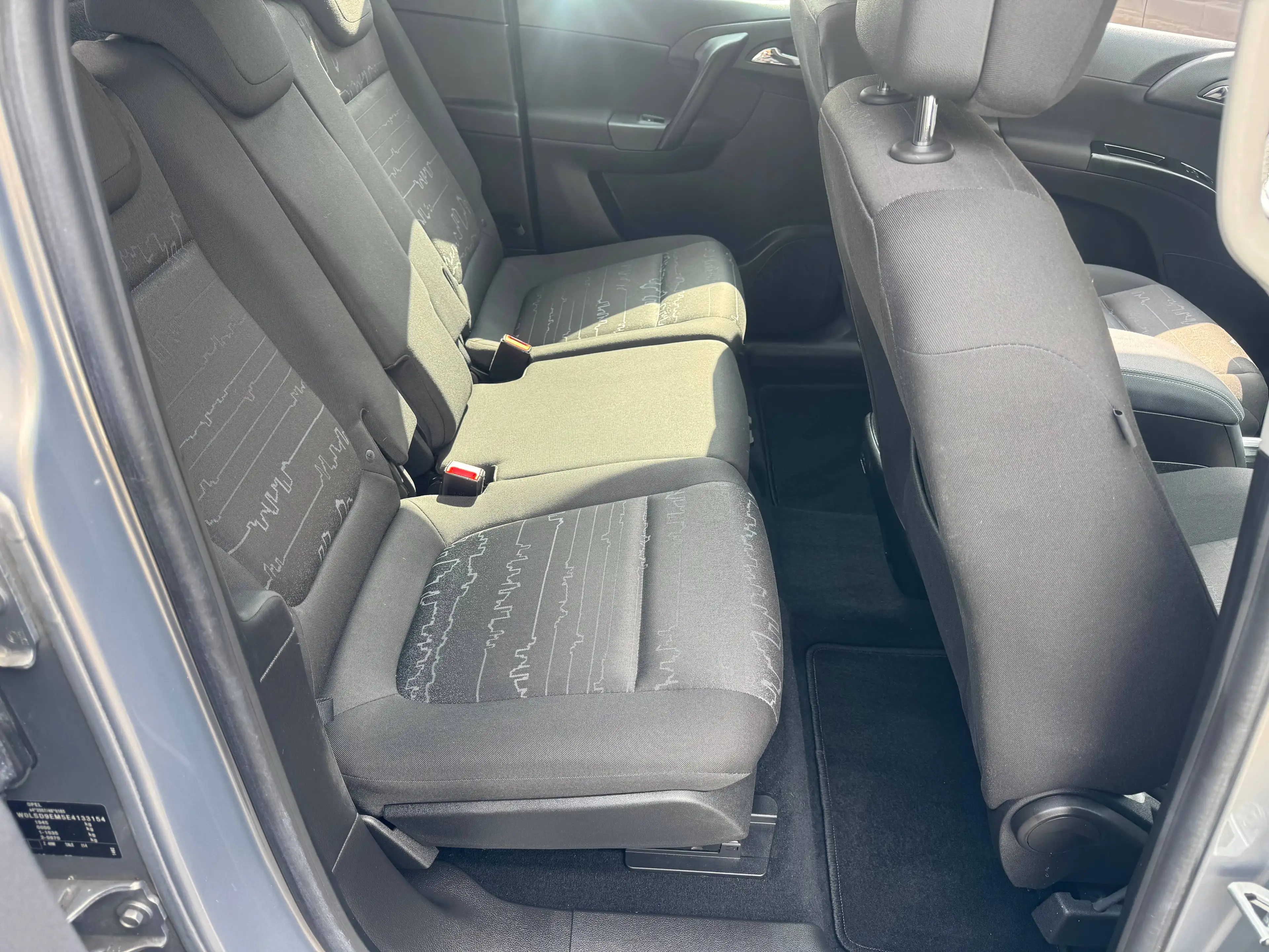 Opel Meriva Edition*1.HD*RENTNER*TÜV/INS/REIFEN NEU*SHZ*PDC*ALLWETTER*Fahrradträger* — photo 7