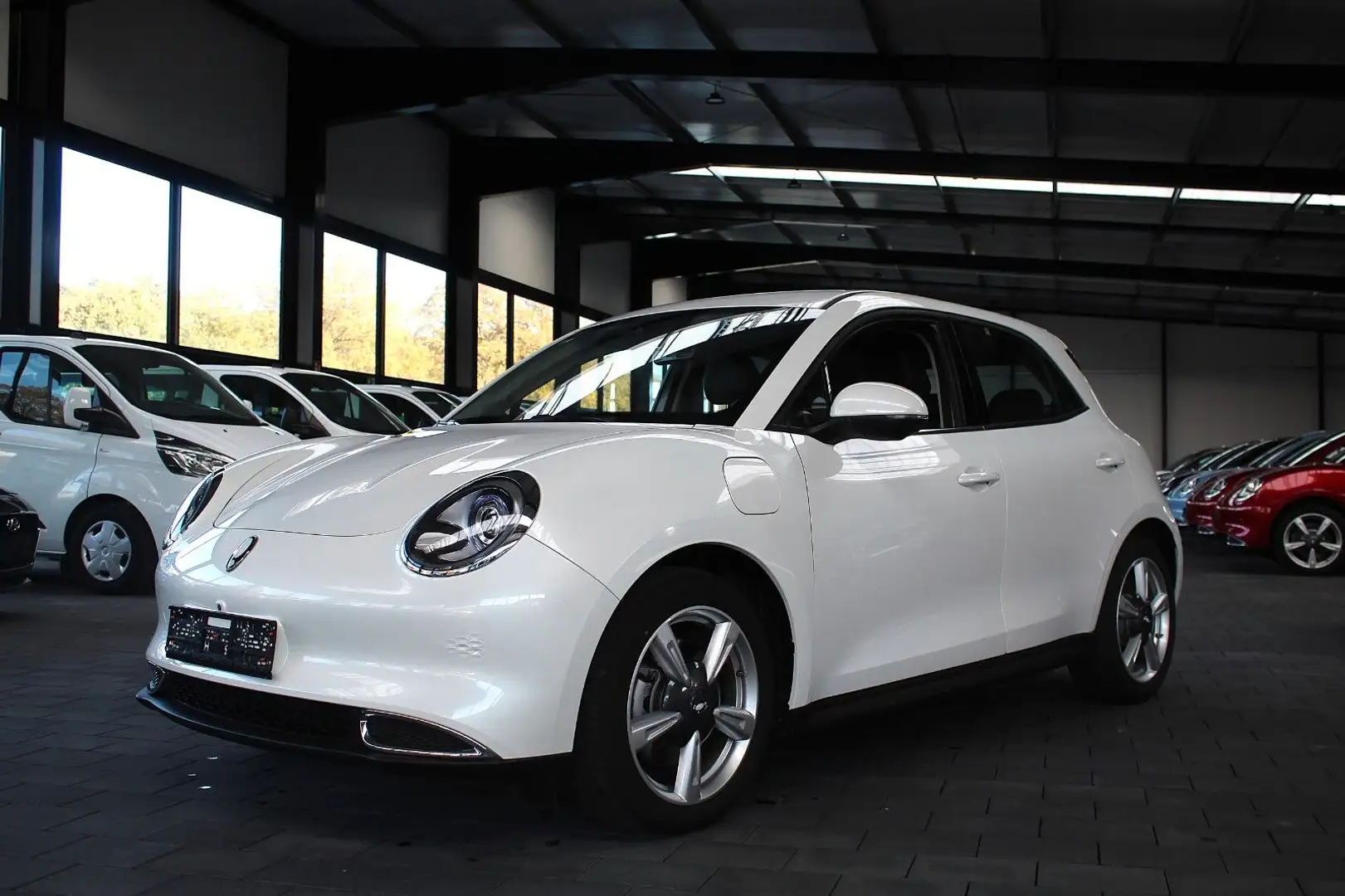 GWM ORA 03 300 Weiß - 1